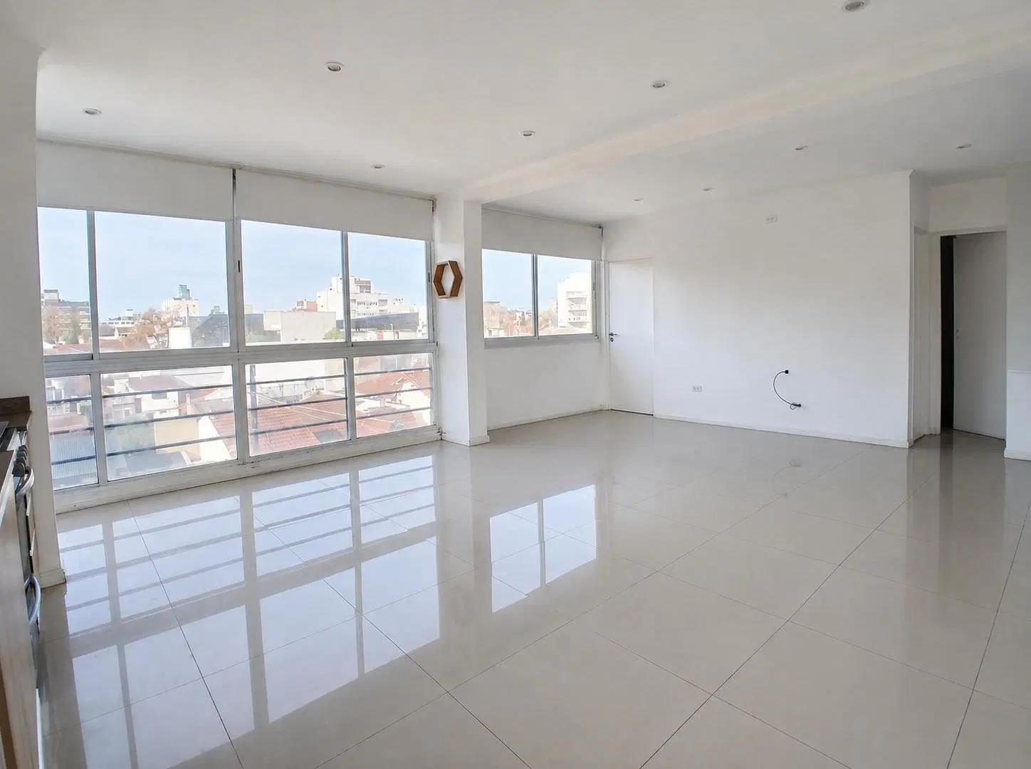 Departamento 2 ambientes con cochera y terraza 3