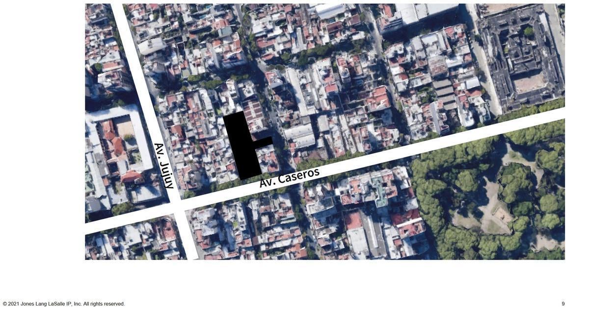 Terreno para desarrollo - Av. Caseros - Parque Patricios