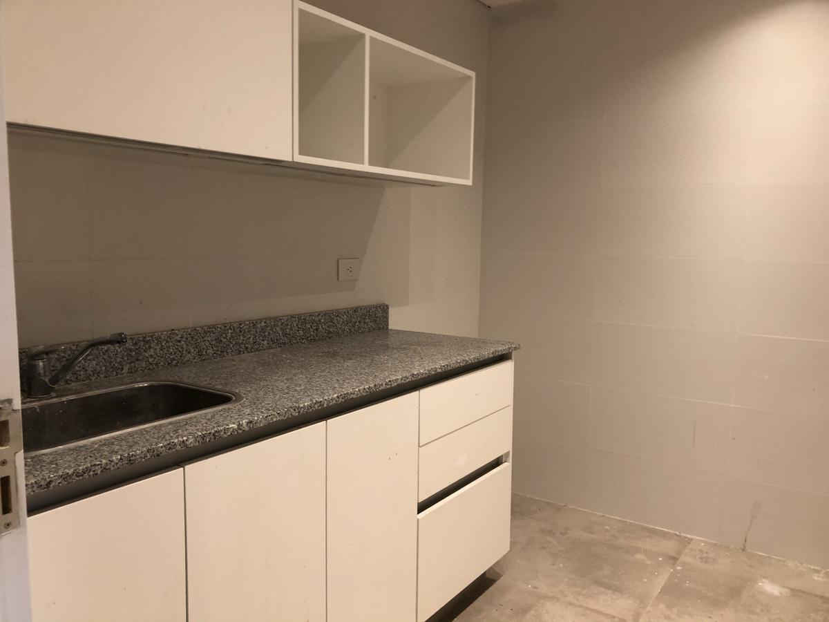 Foto de Edificio de Oficinas en Alquiler y Venta - Perú 674, Monserrat, imagen 2