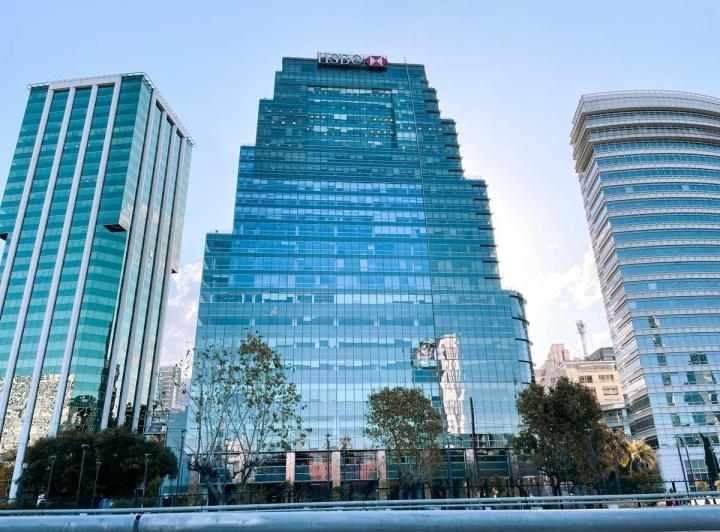 Oficina en Alquiler y Venta con Vista al Río - Bouchard Plaza