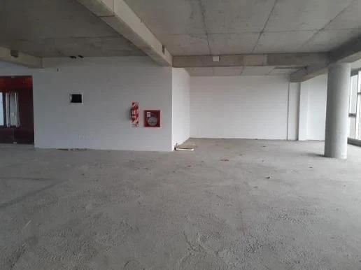 Oficina en venta con cocheras
