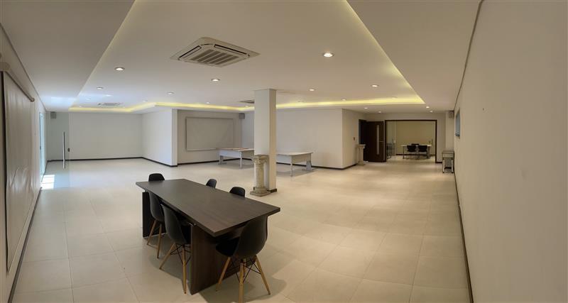 Foto de Venta de Oficinas con salón comercial - Central, Paraguay, imagen 1