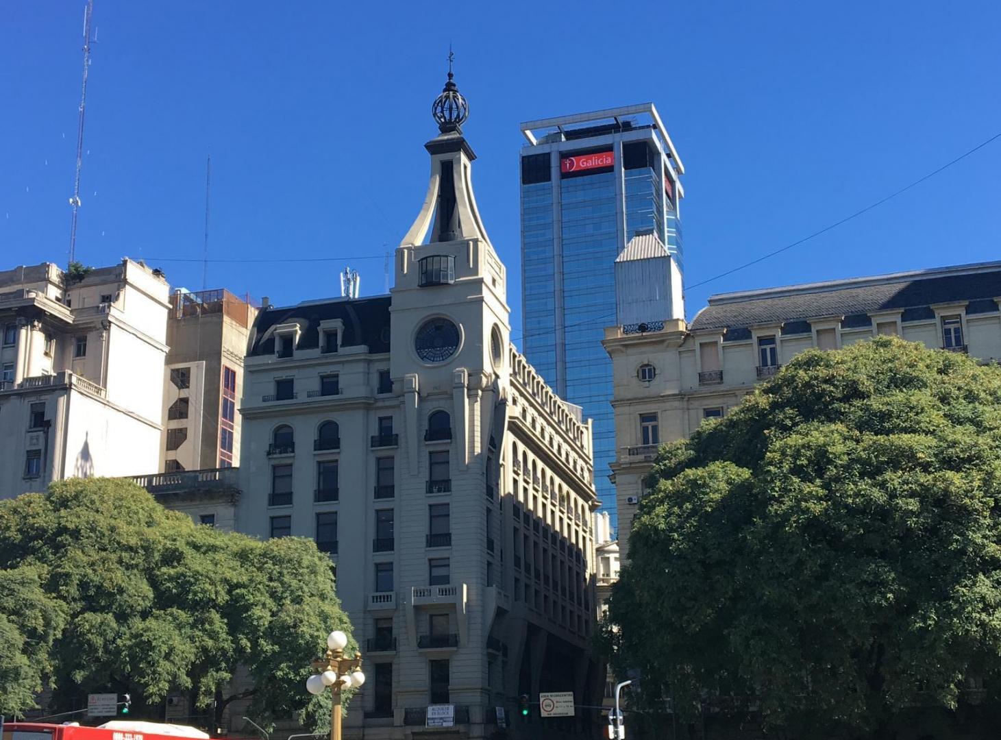 Oficina en Edificio Mihanovich