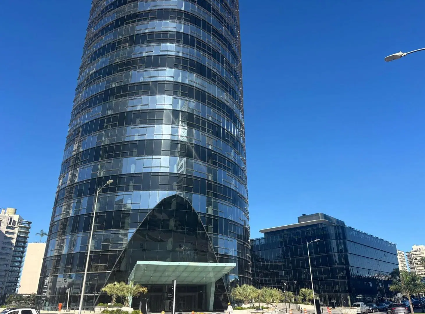 Oficinas en Alquiler - Cosmos Tower - 300 m2 3