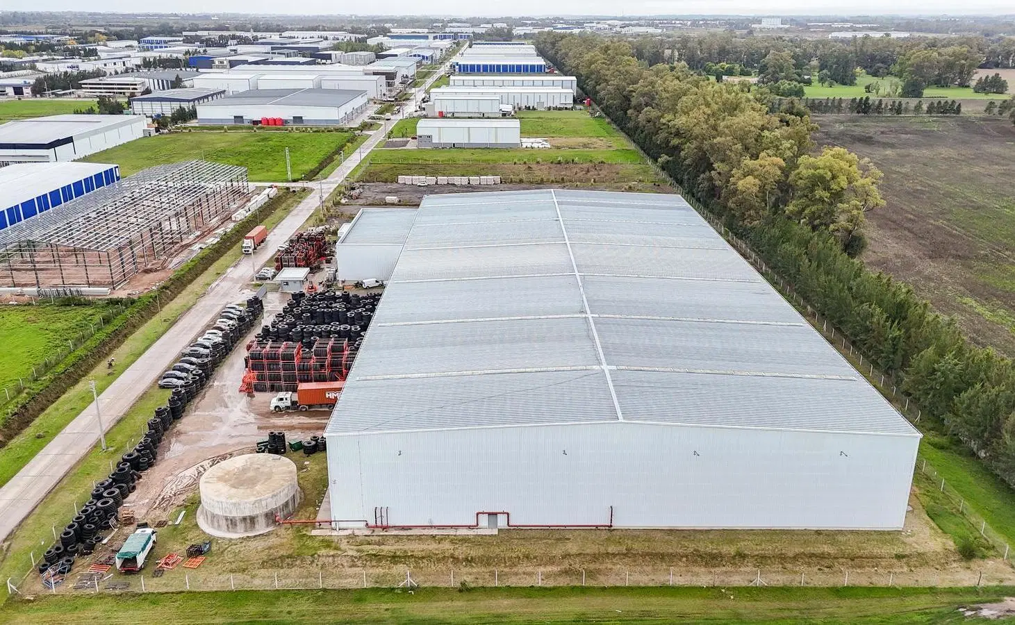 Depósito en Venta y Alquiler - Polo Industrial Ezeiza 2