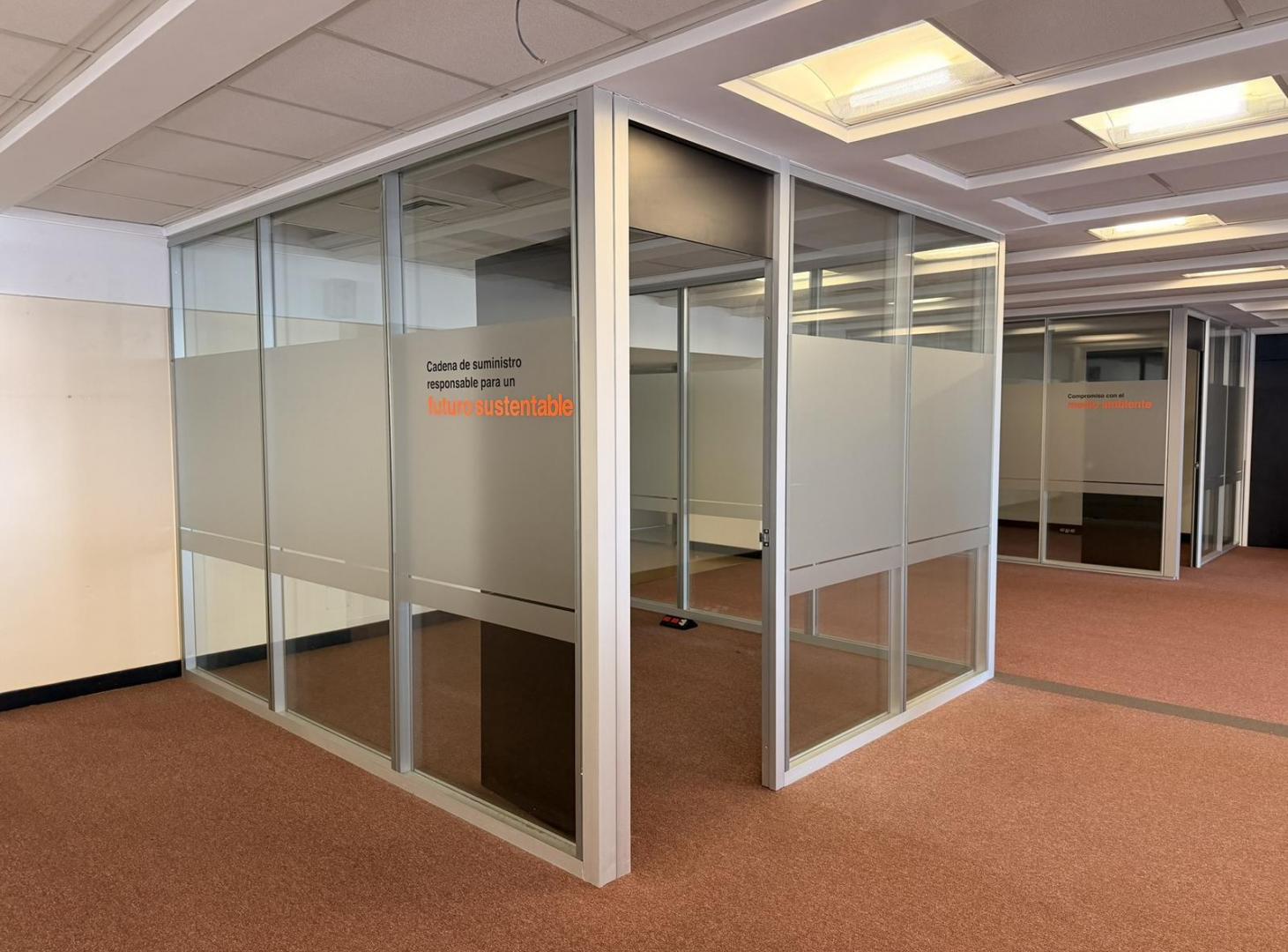 Foto de Oficina en Alquiler - Con muebles - Catalinas, imagen 4