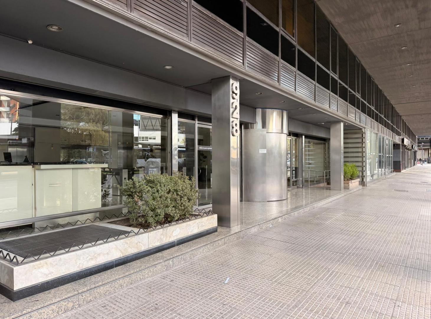 Foto de Oficina en Alquiler - Con muebles - Catalinas, imagen 5