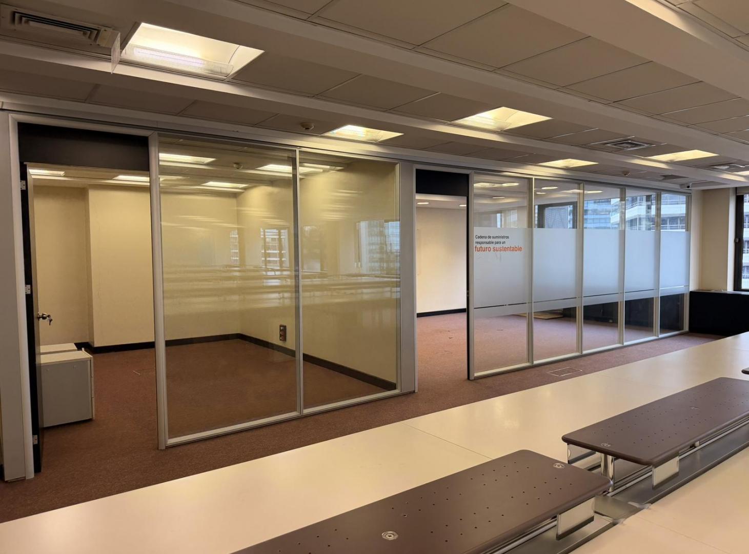 Foto de Oficina en Alquiler - Con muebles - Catalinas, imagen 5