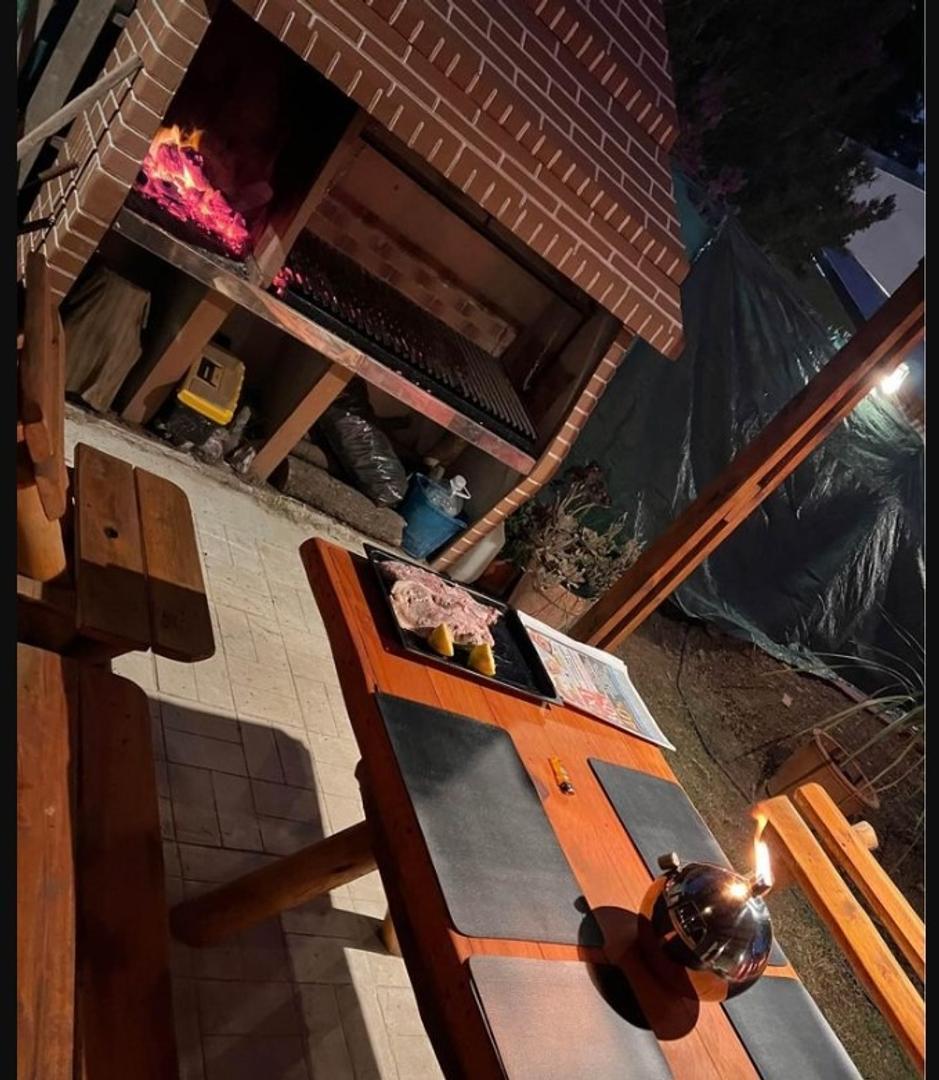 Casa VENTA Pilar Derqui 2/3 ambientes garage pileta parrilla
