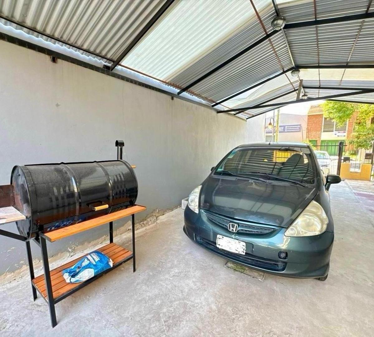Excelente Oportunidad Casa en Tigre Centro 2