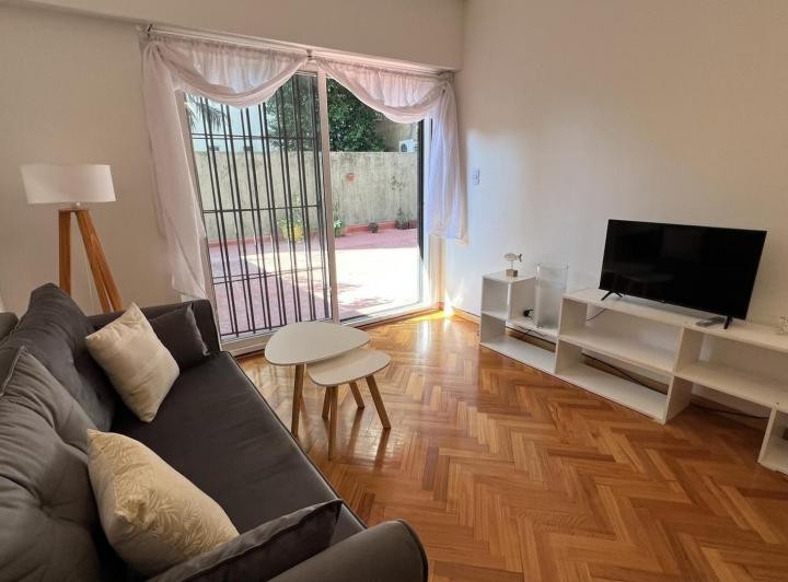 Departamento 3 ambientes en alquiler en Belgrano super patio 1