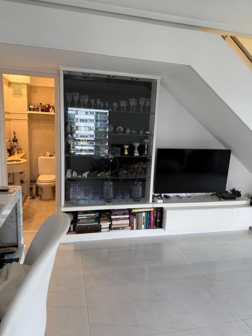 Foto de Duplex de dos ambientes, vista abierta a verde y al río, imagen 5