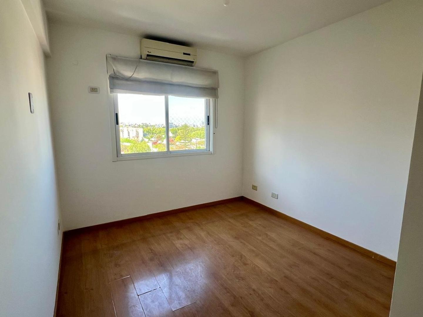 Foto de Departamento con balcon vista abierta, imagen 4