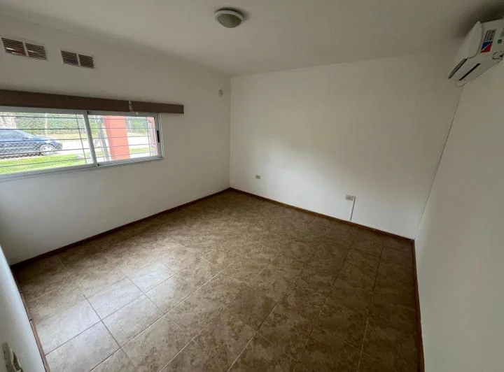 Casa en Alquiler en Roldan 2