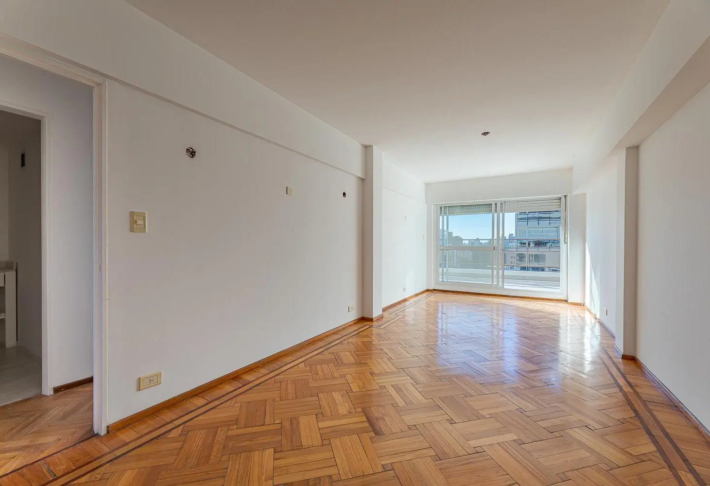 Venta departamento 2 dormitorios con cochera Centro Rosario 2