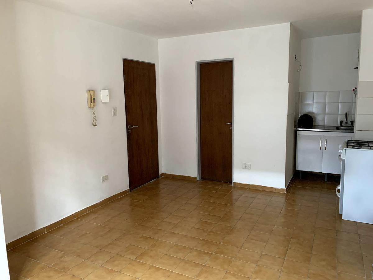 Departamento - Luis Agote