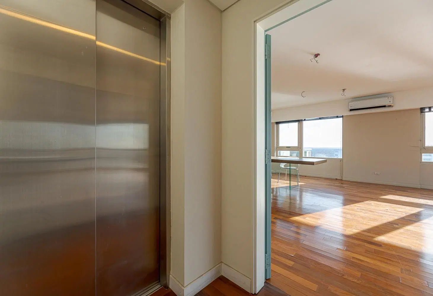 Venta departamento de 3 dormitorios Torre Maui 3