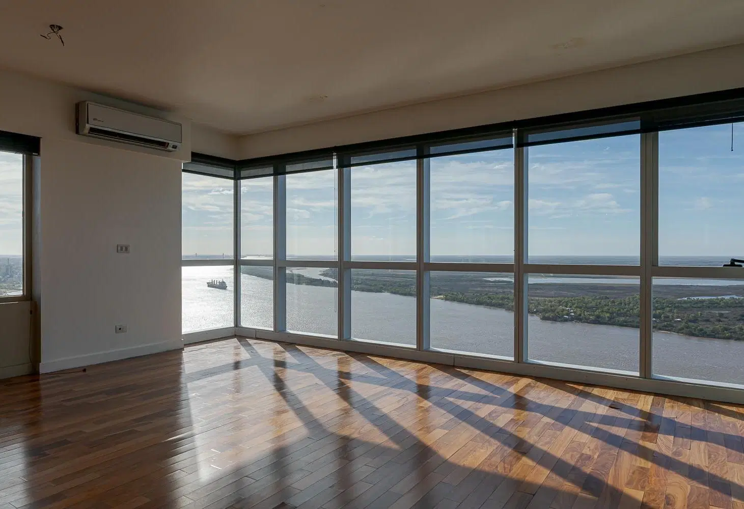 Venta departamento de 3 dormitorios Torre Maui 4