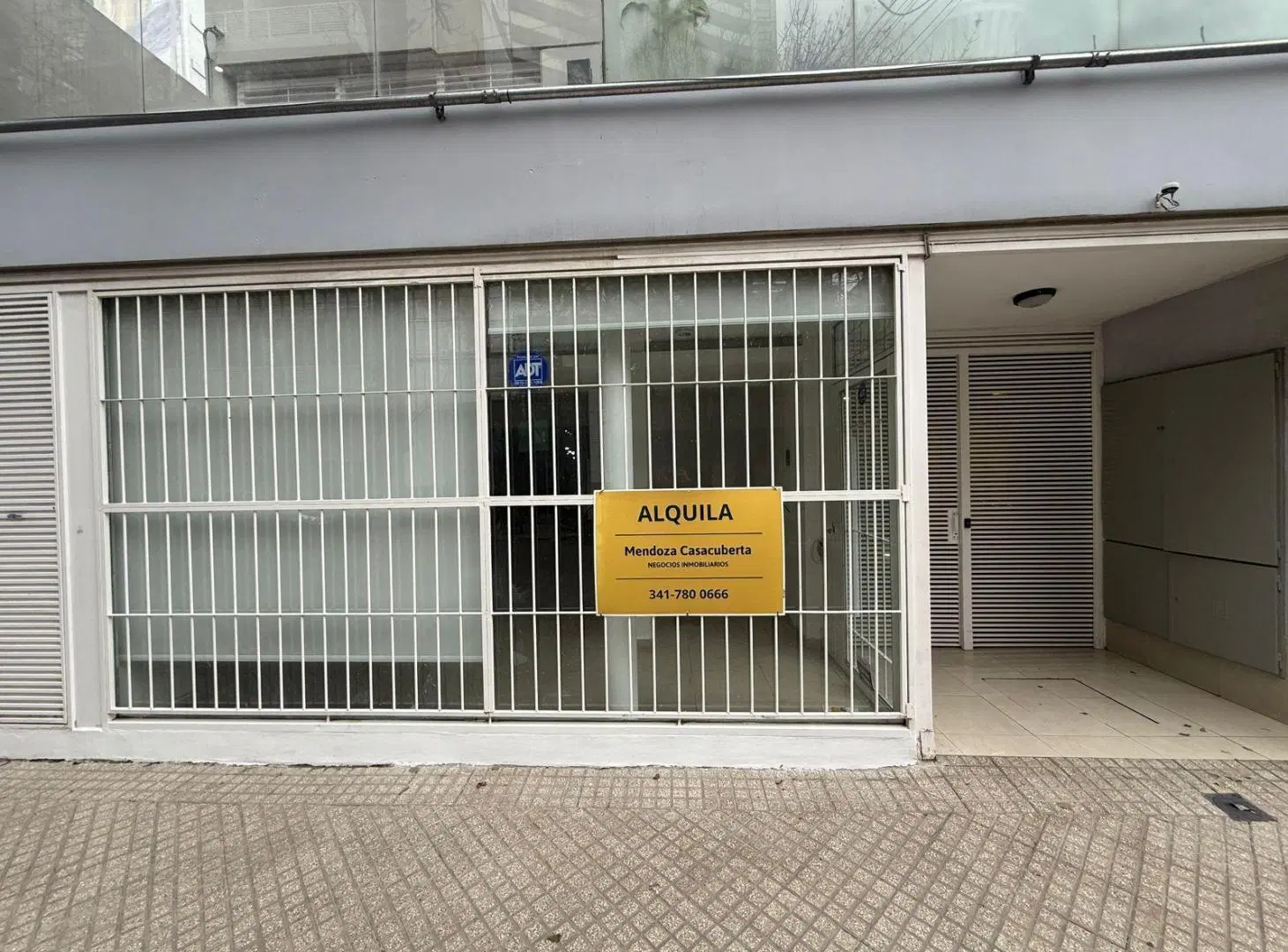 Local en alquiler barrio martin 2