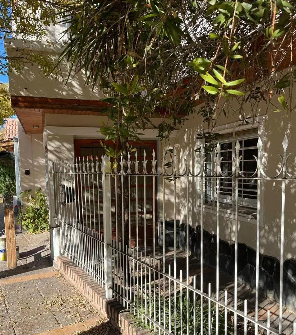 Casa en Alquiler – Barrio Villa Farrell 3