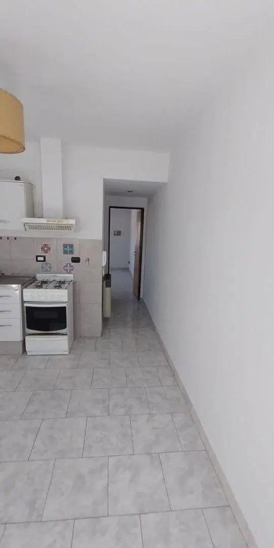 LAMAR Servicios Inmobiliarios alquila departamento de 1 dormitorio. 5