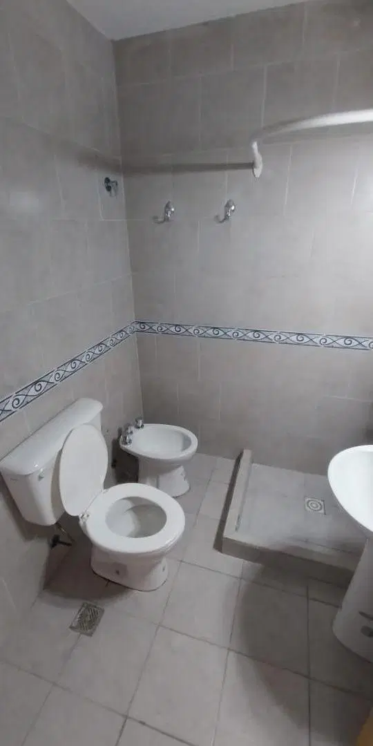 LAMAR Servicios Inmobiliarios alquila departamento de 1 dormitorio. 2