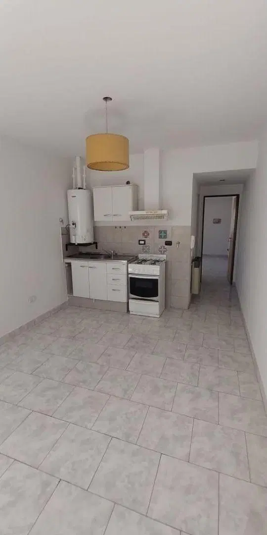 LAMAR Servicios Inmobiliarios alquila departamento de 1 dormitorio. 3