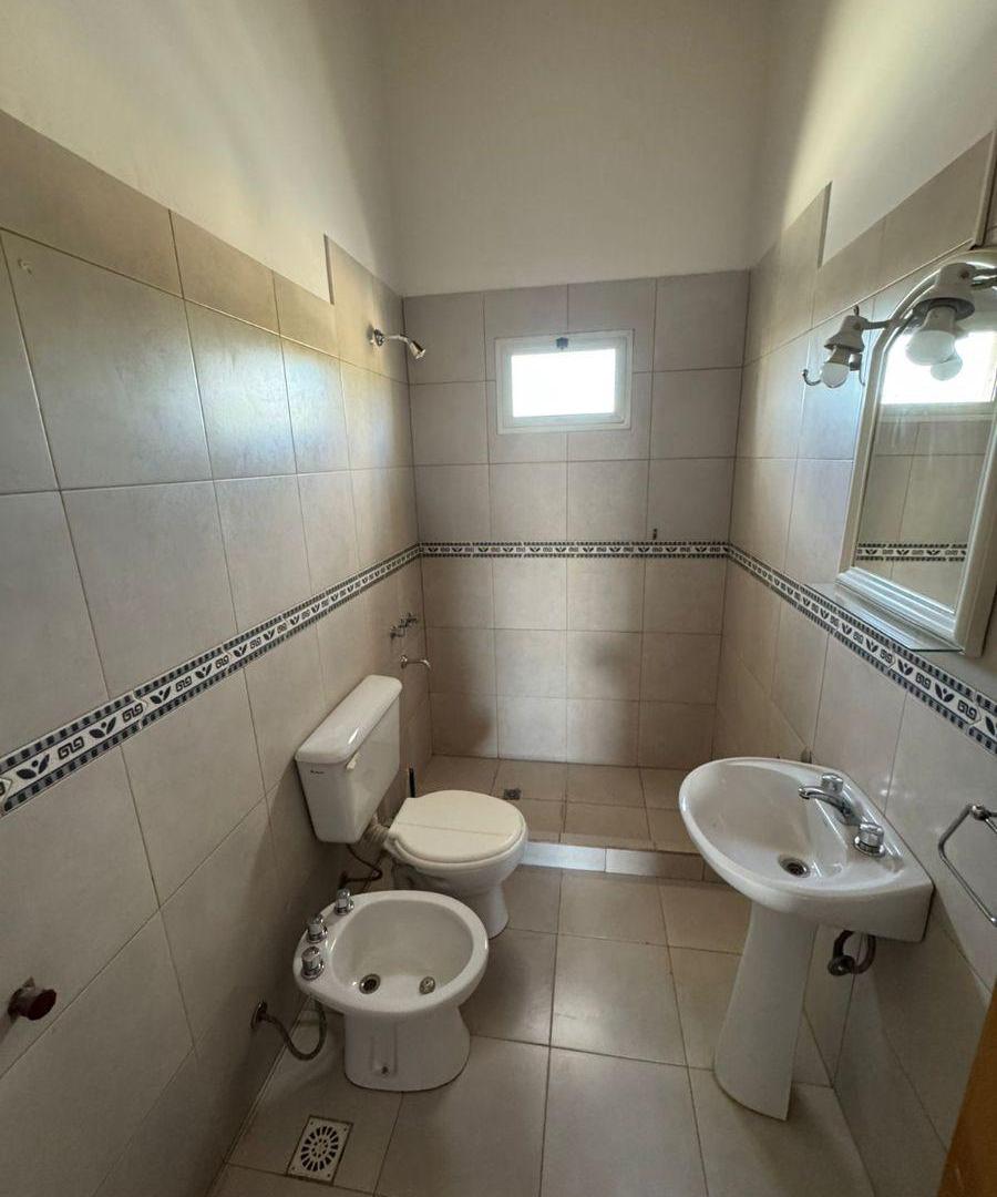 Foto de Departamento de 45 m² con 1 dormitorio en alquiler en barrio mariano, imagen 3