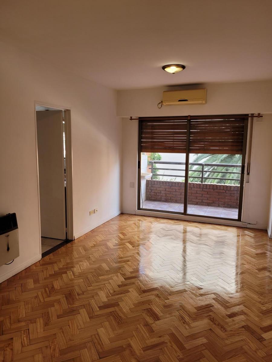 Foto de 2 Ambientes Cfte. Con Cochera y Balcón, imagen 2