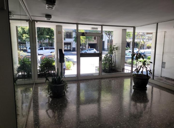 Departamento 2 Ambientes 60 m2 al frente c/Balcón 4