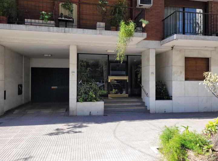 Departamento 2 Ambientes 60 m2 al frente c/Balcón 1