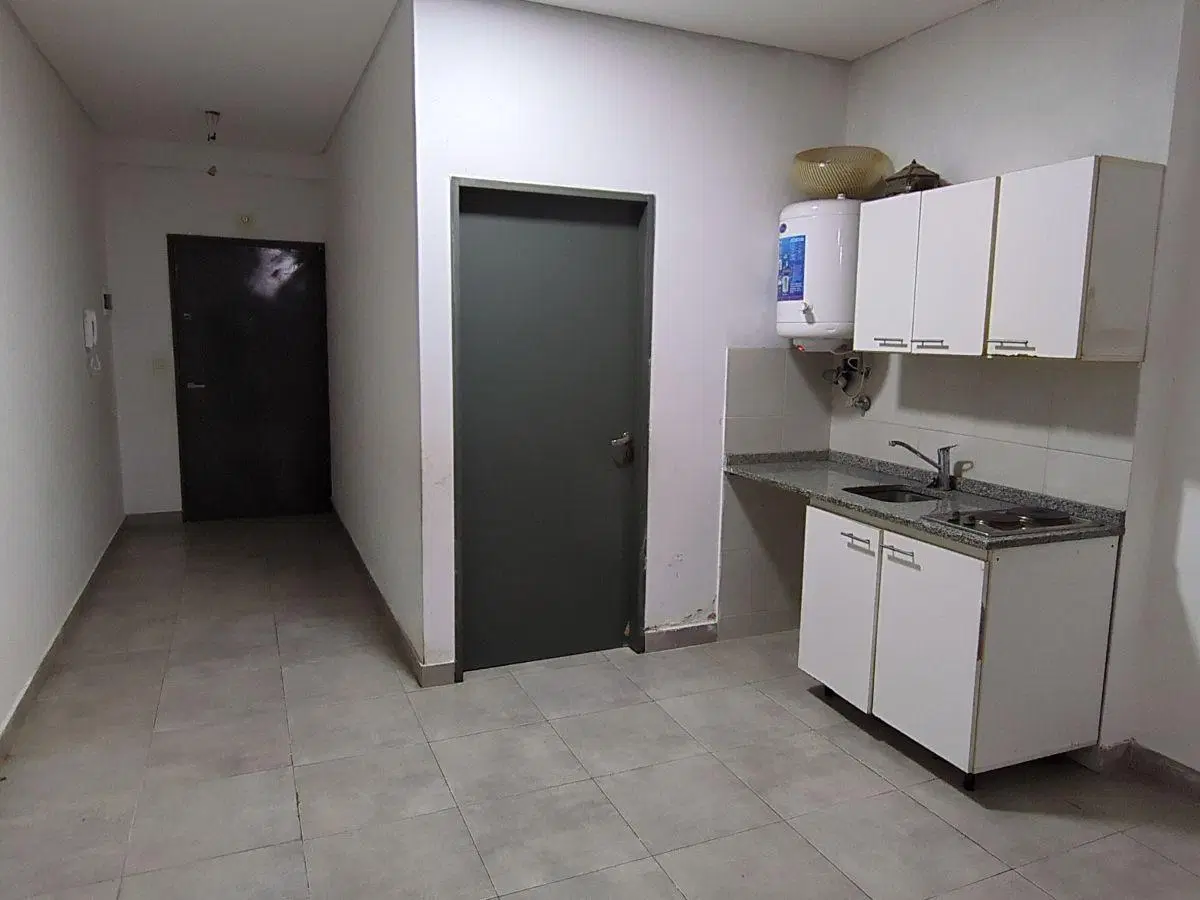 Oficina Comercial 23m² cercanía Subte B y Tren Mitre c/Baño, Ducha, Bacha, Hornallas, Muebles Mesada 3
