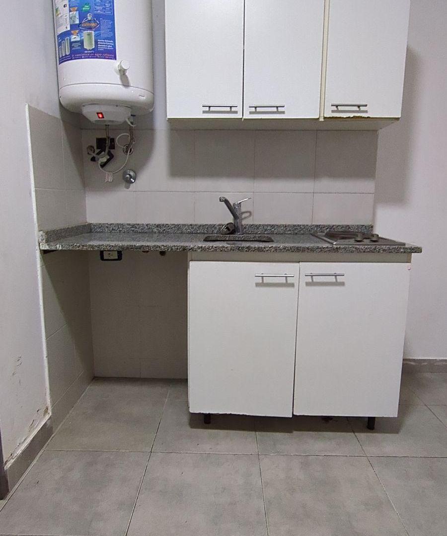 Foto de Monoambiente 50m² cercanía Subte B y Tren Mitre c/Baño, Ducha, Bacha, imagen 3
