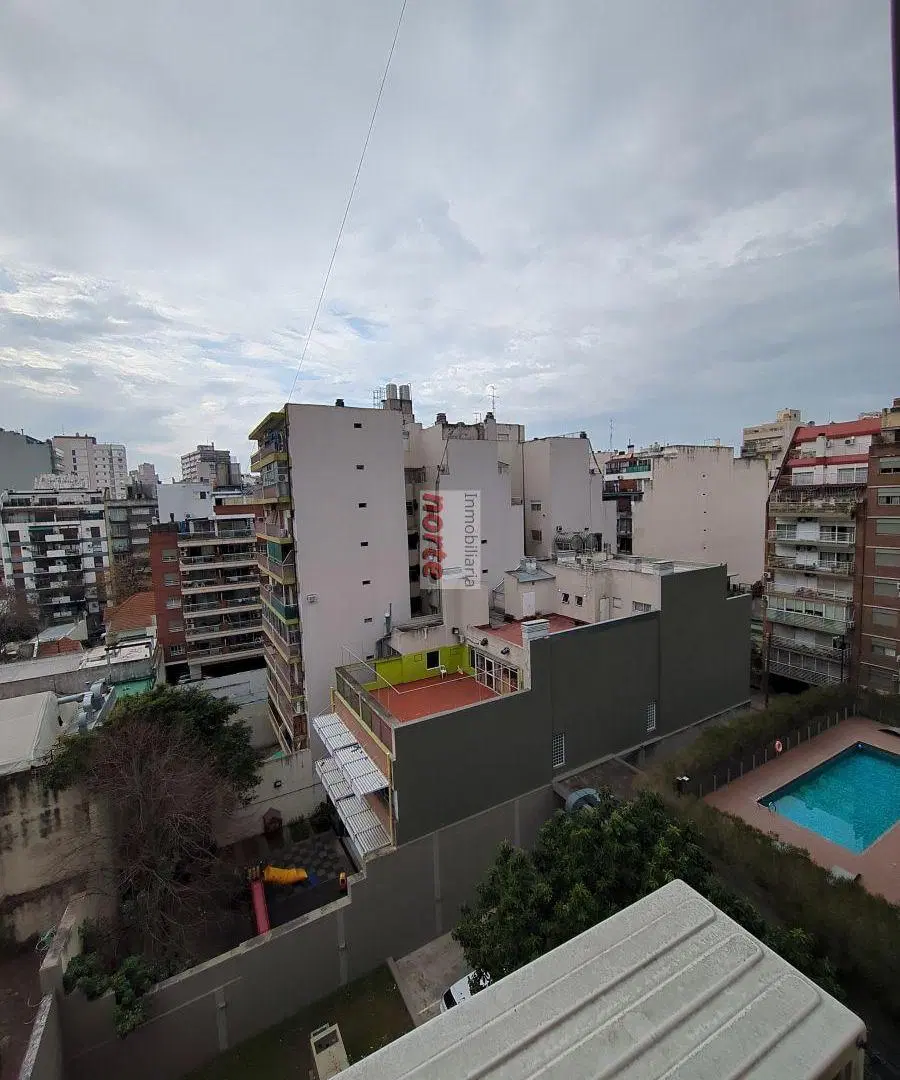 2 ambientes 35m² muy luminoso con pisos de parquet y amplio ventanal al lateral 4