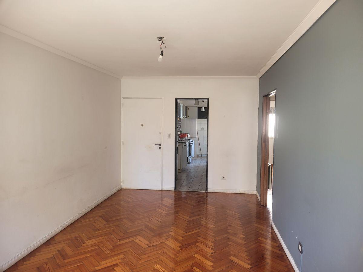 Foto de Depto de 3 ambientes y 67 m² de superficie con balcón corrido al, imagen 2