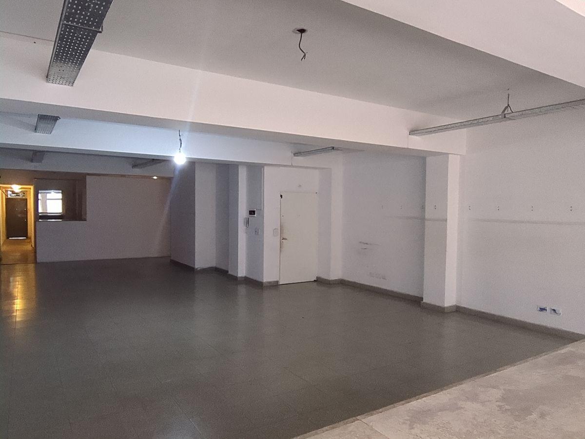 Foto de Salón multiuso 240metros 2 entradas apto varios destinos, imagen 4