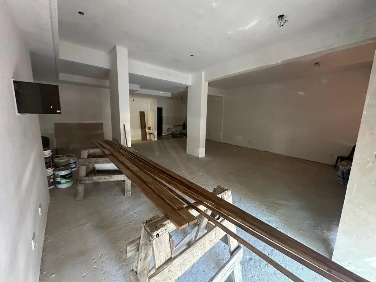 VENTA local Comercial - Villa del Parque 5