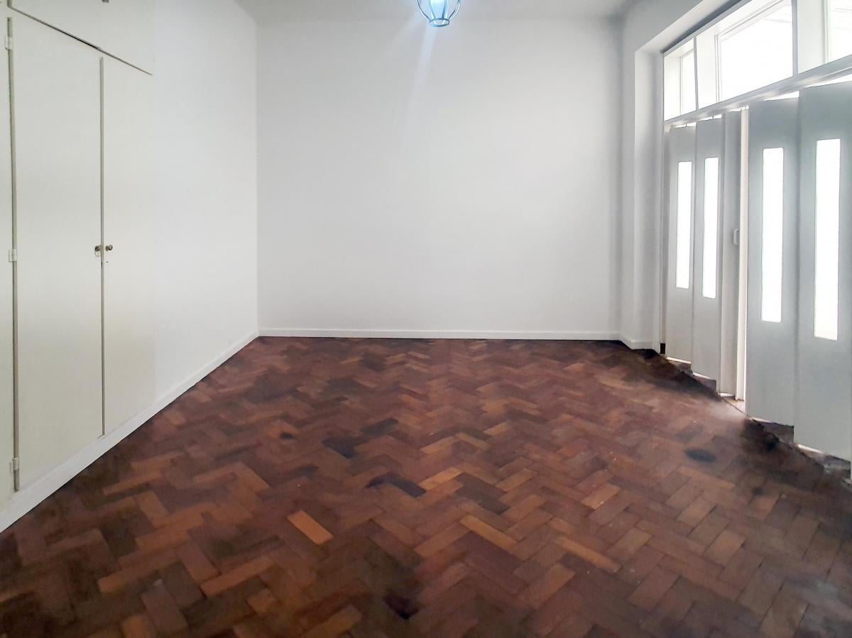 Venta de departamento de 2 dormitorios en calle Sucre. Córdoba.