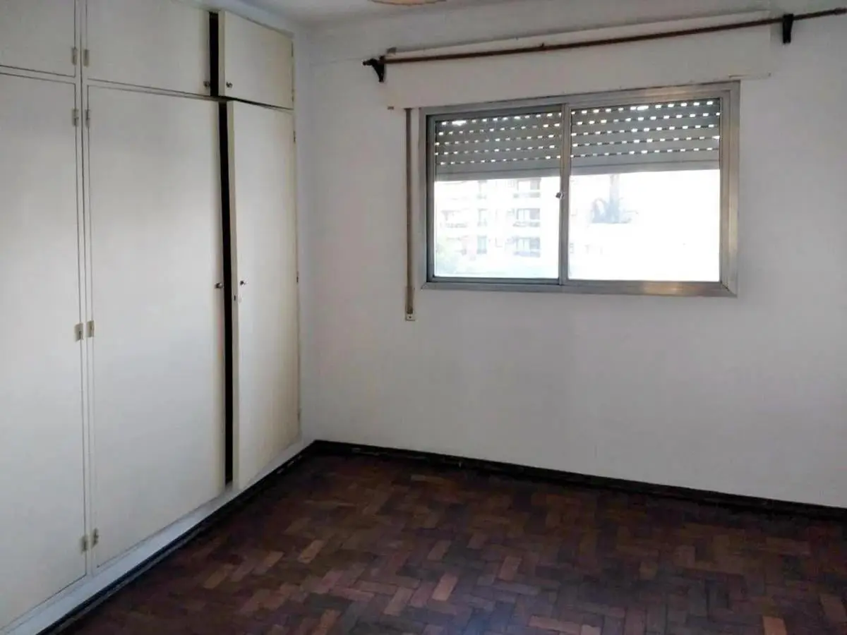 Oportunidad. Sobre Bv. San Juan - Departamento Luminoso de 1 Dormitorio con Balcón 4