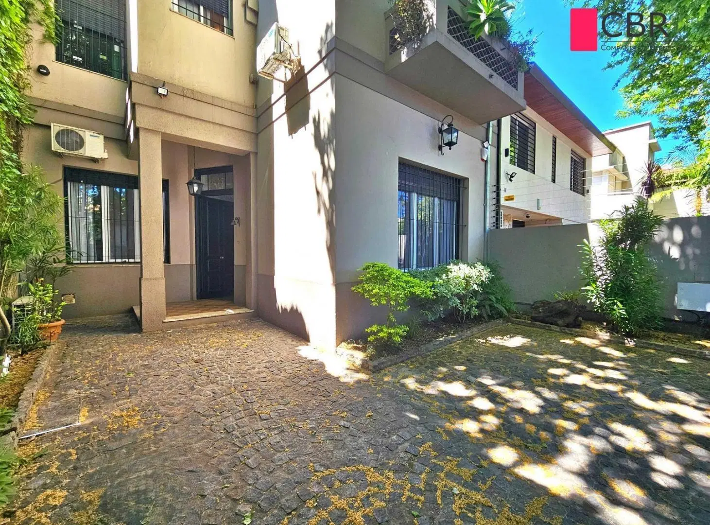 Devoto: Lindísima Casona de Estilo Inglés a 3 cuadras de Plaza Arenales 3