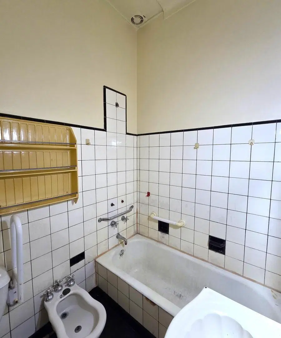 Florida - Sólida Casa en 1 Planta sobre Lote de 8.66 x 30 8