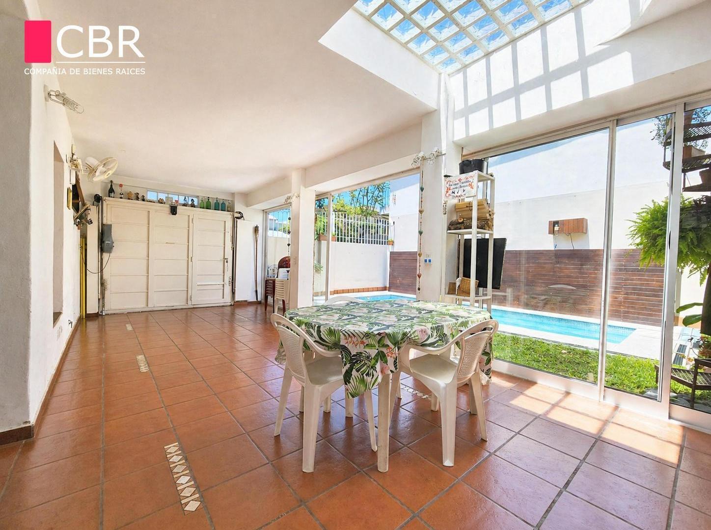 Foto de Impecable Casa con Jardín, Terraza, Quincho y Piscina - Muy Luminosa!, imagen 5