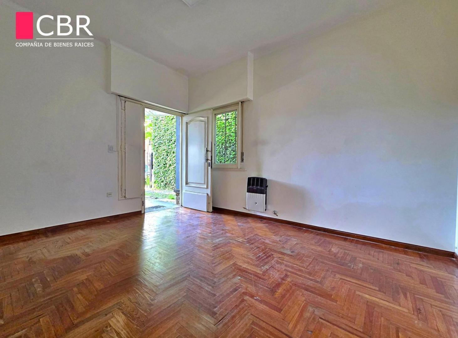 Foto de Excelente chalet con jardin en Olivos sobre lote de 10 x 25 - Muy, imagen 4