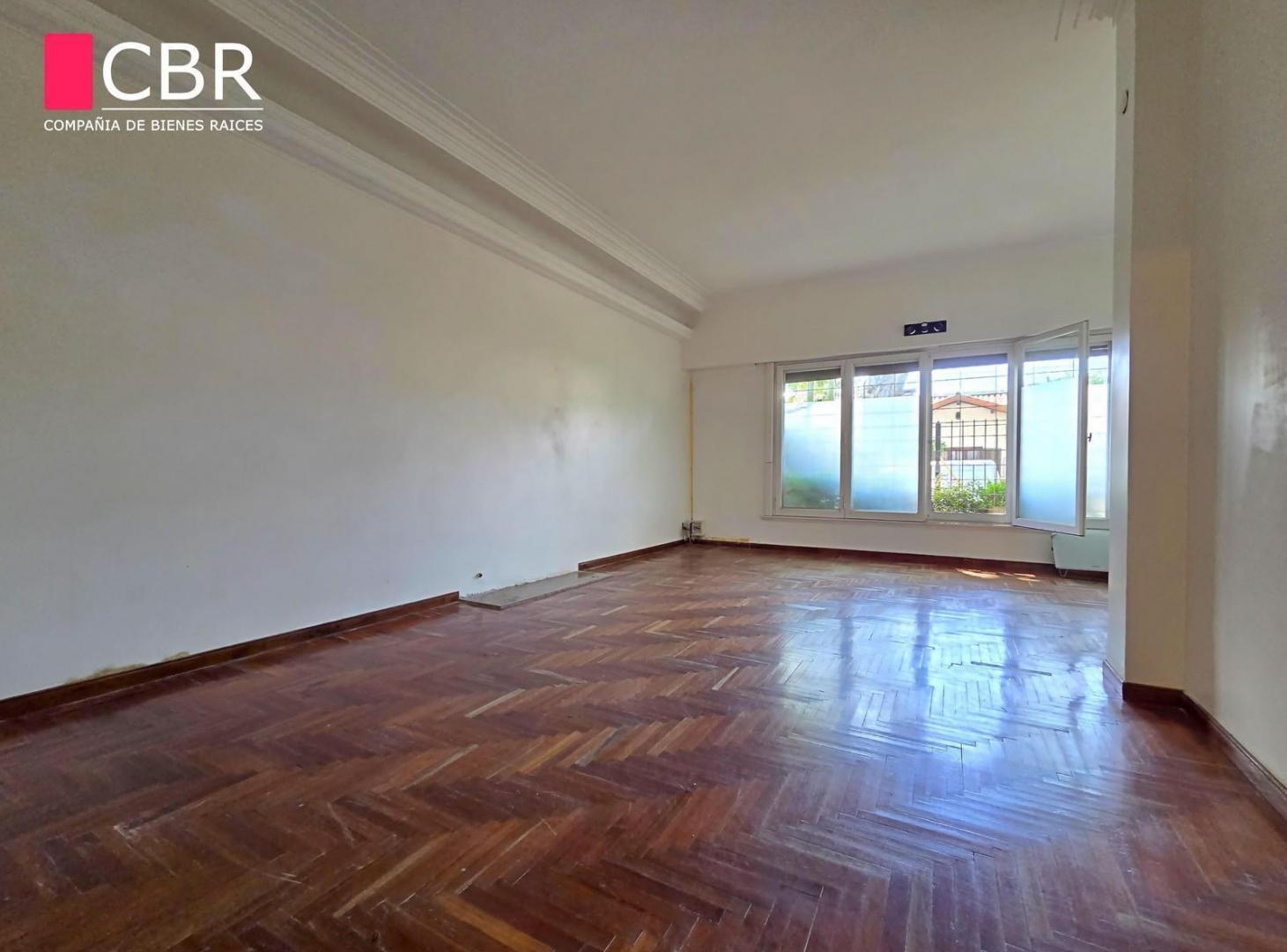 Foto de Excelente chalet con jardin en Olivos sobre lote de 10 x 25 - Muy, imagen 5