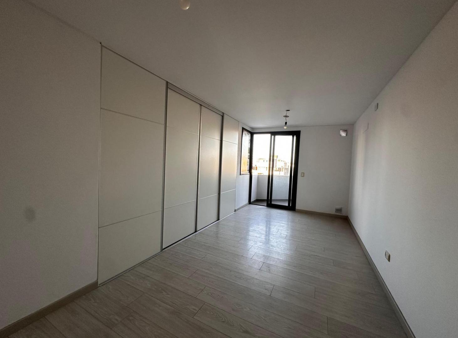 Foto de departamento 2 dormitorio centro balcón escritura seguridad, imagen 2