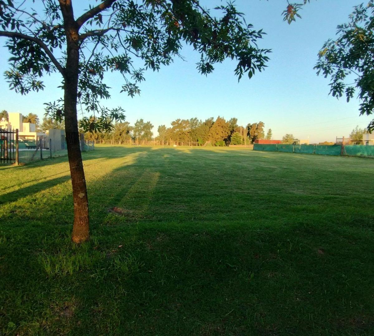TERRENO EN VENTA EN HARAS DE FUNES GRAN UBICACION