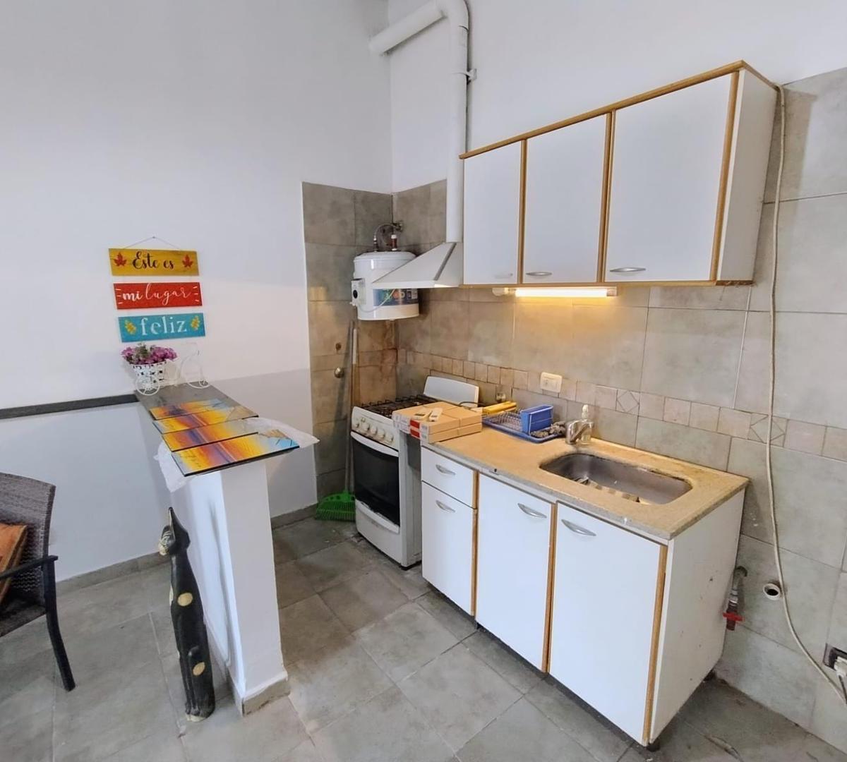 Foto de COMPLEJO 3 CASAS INDEPENDIENTES A LA VENTA EN FUNES CITY, imagen 4