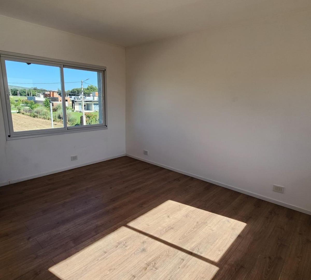 Duplex de Gran Calidad a La Venta en Ibarlucea 4