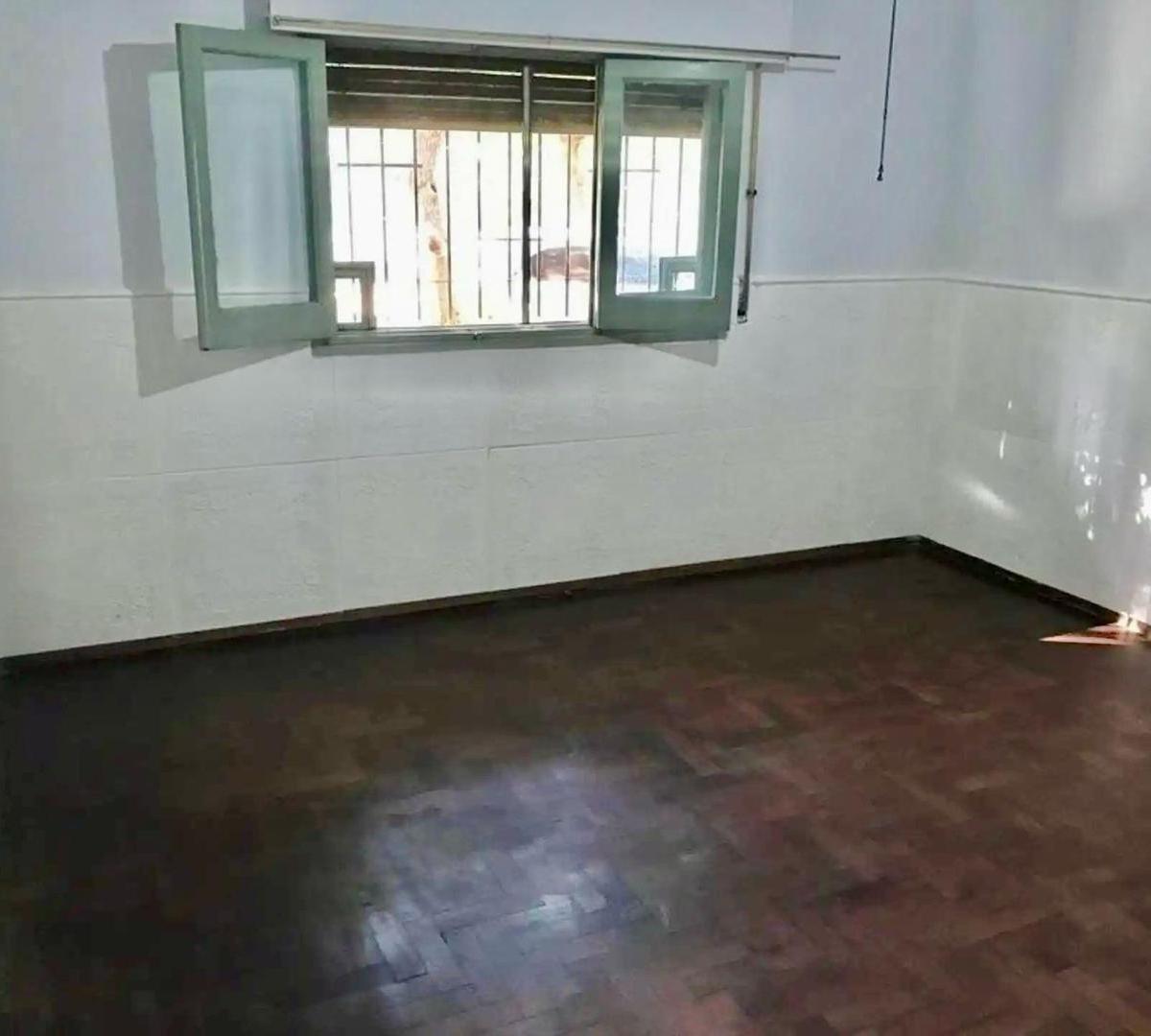VENTA CASA 2 DORMITORIOS PB BARRIO BELGRANO