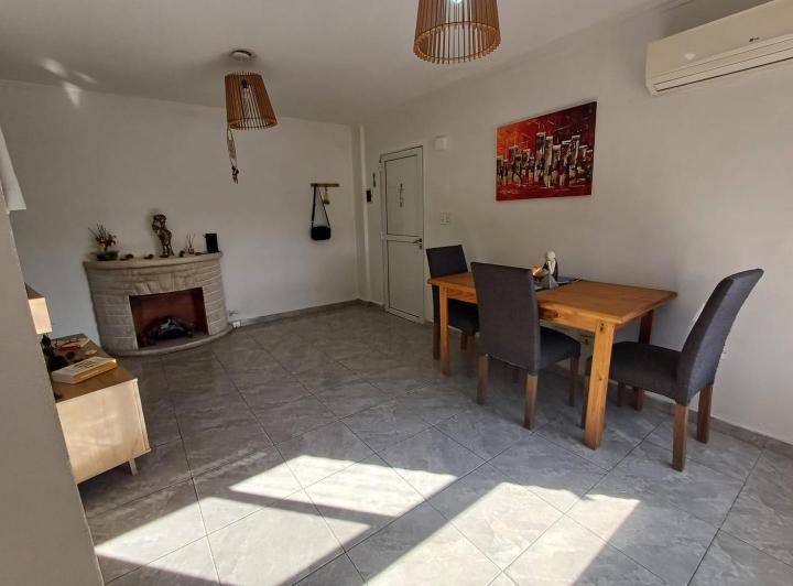 DEPARTAMENTO EN VENTA DE 2 DORMITORIOS CON COCHERA